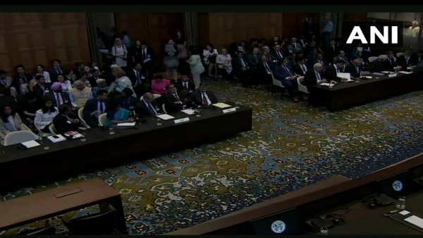 પાકિસ્તાનને સજા પર વિચાર કરવા આદેશ આપ્યો