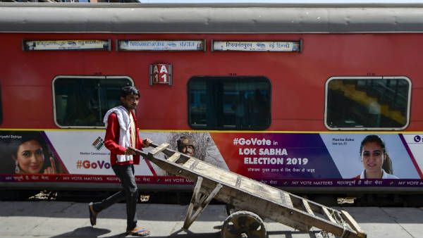 યાત્રીઓના ખિસ્સા પર કાતર