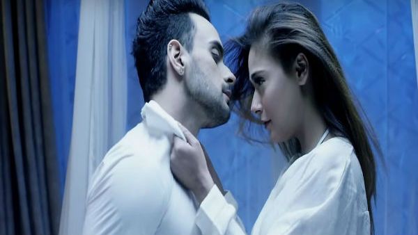 Video: બિદાઈ ફેમ સારા ખાન-અંગદનો બેડરૂમ રોમાંસ, કરોડો લોકોએ જોયો