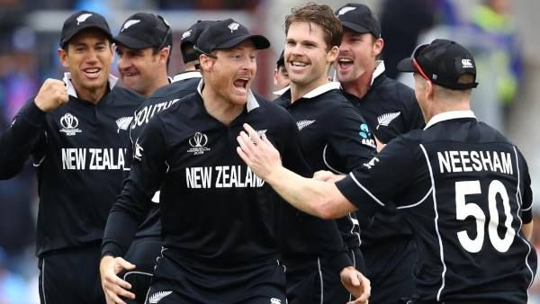 વિખેરાઈ ગઈ ભારતની બેટિંગ વિખેરાઈ ગઈ ભારતની બેટિંગ