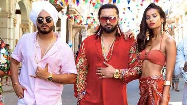 ‘મખના' ગીતમાં અશ્લીલ શબ્દોના ઉપયોગ માટે હની સિંહ સામે થઈ શકે છે FIR, મહિલા પંચે પોલિસને લખ્યો પત્ર