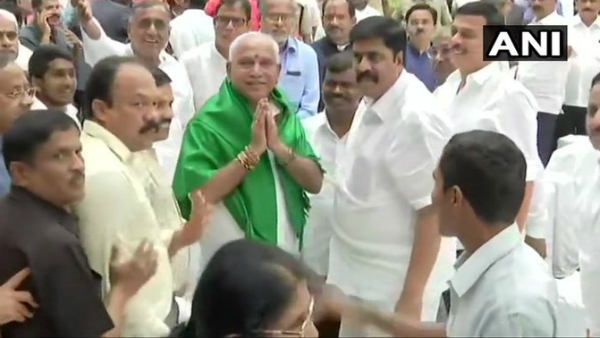 બીએસ યેદિયુરપ્પાએ ચોથી વાર સીએમ પદના શપથ લીધા