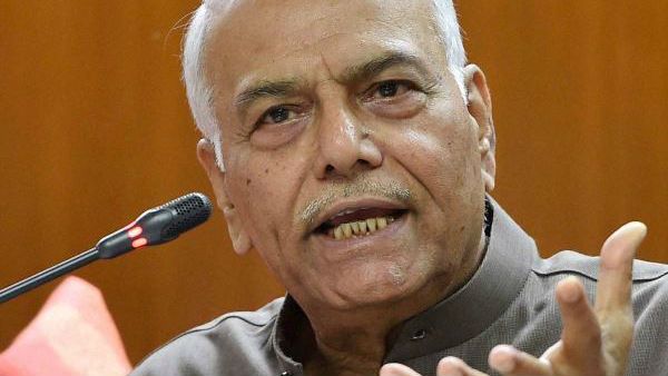 2001થી પરંપરા બદલાઈ