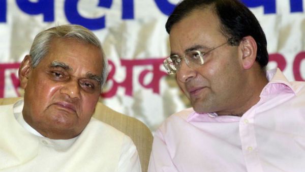 એક વર્ષમાં ભાજપે અરુણ જેટલી સહિત પોતાના પાંચ કદાવર નેતા ગુમાવ્યા