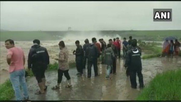 રાજ્યમાં આ વિસ્તારોમાં ભારે વરસાદ