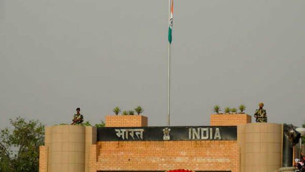 વ્યવસાયમાં સૌથી અગ્રણી દેશનો દરજ્જો આપી રાખ્યો હતો