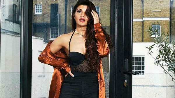 સોશિયલ મીડિયા સોશિયલ મીડિયા