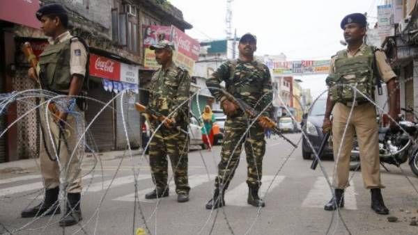 ડર બનાવવામાં આવી રહ્યો છે 