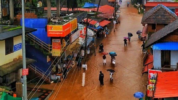 કેરળમાં ભારે વરસાદનું રેડ એલર્ટ