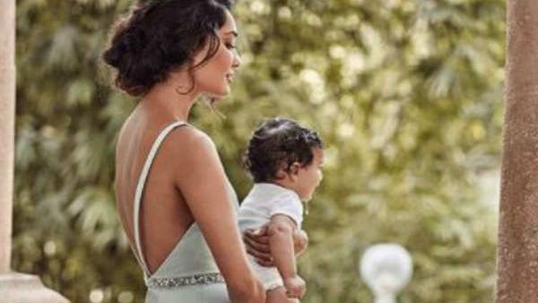 અવારનવાર શેર કરે છે ફોટો