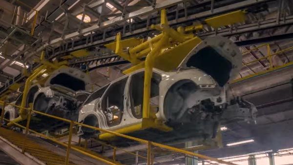 મહિન્દ્રાની માંગમાં જબરદસ્ત ઘટાડો, 14 દિવસ પ્રોડક્શન બંધ રહેશે