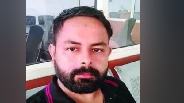 એઆઈએમઆઈનો જિલ્લાધ્યક્ષ હોવાનો દાવો