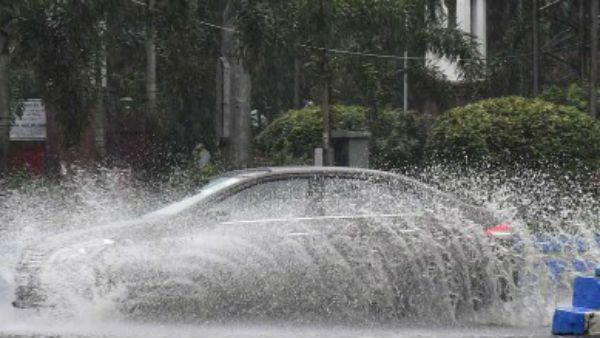 હિમાચલ પ્રદેશમાં ભારે વરસાદનું રેડ એલર્ટ હિમાચલ પ્રદેશમાં ભારે વરસાદનું રેડ એલર્ટ