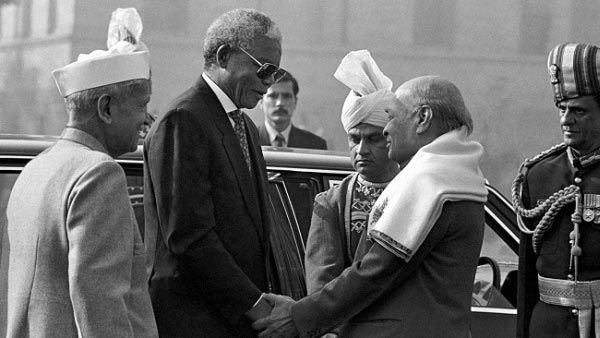 નરસિમ્હા રાવ, આઈકે ગુજરાલ અને એચડી દેવગૌડા-ભારતીય કાર નરસિમ્હા રાવ, આઈકે ગુજરાલ અને એચડી દેવગૌડા-ભારતીય કાર