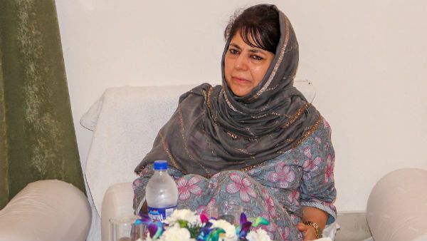 આ રીતે વિતે છે મહેબુબા મુફ્તીનો સમય