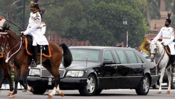 બ્રાન્ડેડ કારોનું ચલણ શરૂ કરનાર રાષ્ટ્રપતિ શંકર દયાળ શર્મા-w140 એસ-ક્લાસ બ્રાન્ડેડ કારોનું ચલણ શરૂ કરનાર રાષ્ટ્રપતિ શંકર દયાળ શર્મા-w140 એસ-ક્લાસ