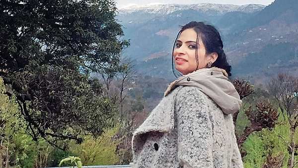 ગુજરાતમાં રહેતી કાશ્મીરી વિદ્યાર્થિનીએ કહ્યું, હવે મારી જમીન વેચી શકીશ