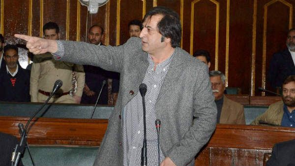 અન્ય નેતાઓની પણ અટકાયત