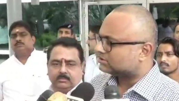 કાર્તિ અને પી ચિદમ્બરમે કહ્યું કે, આ બધી બદલાની પ્રક્રિયા