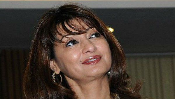 હોટલના રૂમમાં મૃત મળી હતી સુનંદા પુષ્કર