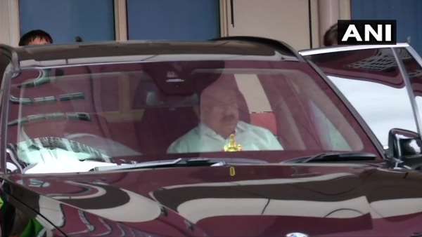 અરુણ જેટલીને મળવા પહોંચ્યા ઉપરાષ્ટ્રપતિ વેંકૈયા નાયડુ