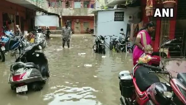 ભારે વરસાદથી બેહાલ વડોદરા