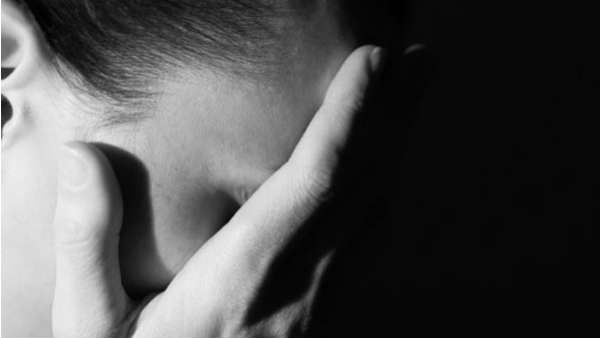 ઘણી જગ્યાએ રેડ ઘણી જગ્યાએ રેડ