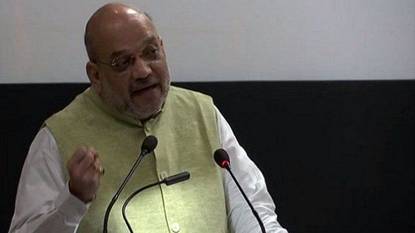 હિંદી ભાષા દેશને એક સૂત્રમાં બાંધી શકે છે