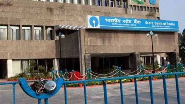 ચાર દિવસ સતત બેંક રહેશે બંધ ચાર દિવસ સતત બેંક રહેશે બંધ