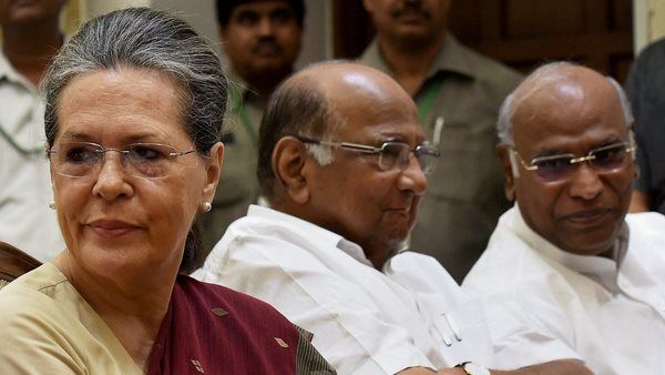 2014 ચૂંટણીમાં કોંગ્રેસ-એનસીપી એકલા હાથે લડી