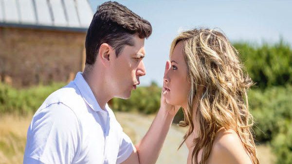 પતિનું નામ R થી શરૂ થાય