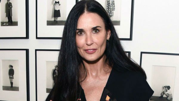 આત્મહત્યા કરવાની કોશિશ