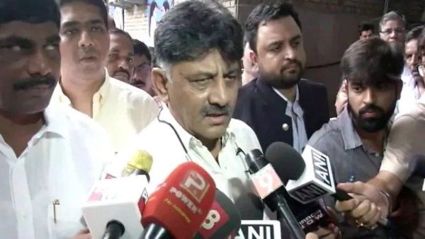 ડીકે શિવકુમારને અદાલતે 13 સપ્ટેમ્બર સુધી ઈડીની રિમાન્ડ પર મોકલ્યા