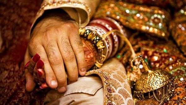 અજીબ મામલો અજીબ મામલો