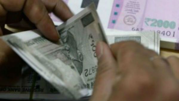 ભૂલથી ખાતામાં આવી ગયેલ 40 લાખ ખર્ચ કરી નાખ્યા પછી થયા આવા હાલ