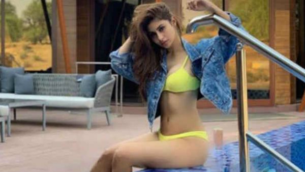 મોની રોય