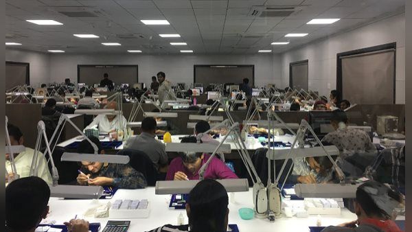 આર્થિક મંદીને કારણે ઉદ્યોગોમાં હડકંપ