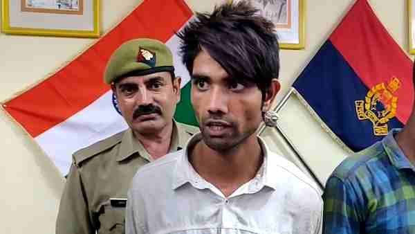 પોલીસે ધરપકડ કરી