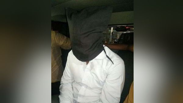 આતંકી અબ્દુલ વહાબ શેખની અમદાવાદ એરપોર્ટથી કરાઈ ઘરપકડ