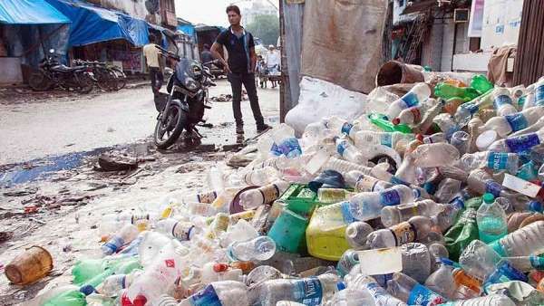 પ્લાસ્ટિક પર દેશવ્યાપી પ્રતિબંધ સામે વેપારીઓની અન્ય વિકલ્પની માંગ