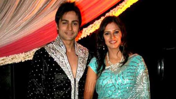 એકલી કે શાલીનની સાથે એકલી કે શાલીનની સાથે