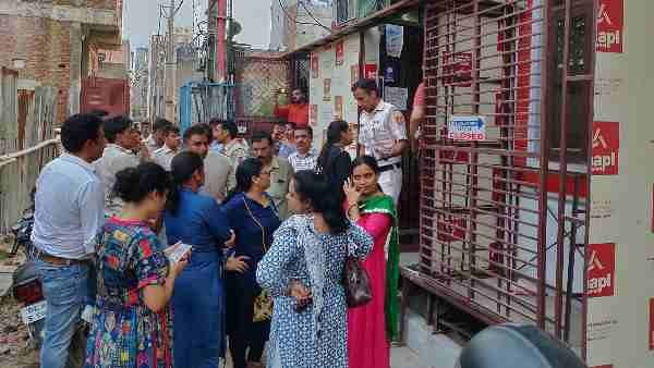 તેની બીજી પણ ઘણી બ્રાંચો આવેલી છે