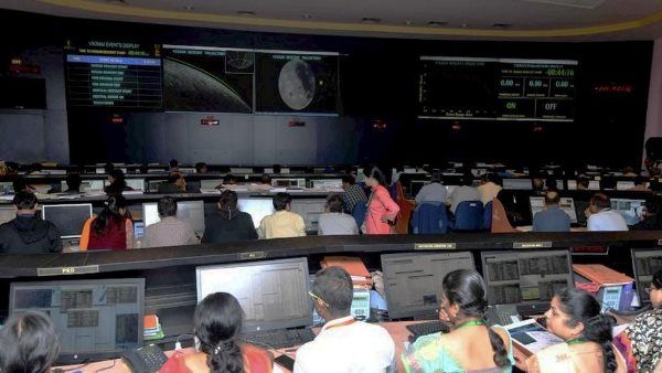 ઑર્બિટર ચંદ્રમાની કક્ષામાં સામાન્ય રીતે કામ કરી રહ્યુ