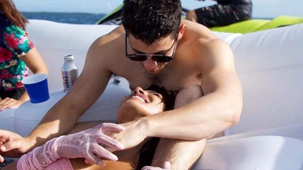 વૉગના કવર પર પ્રિયંકા