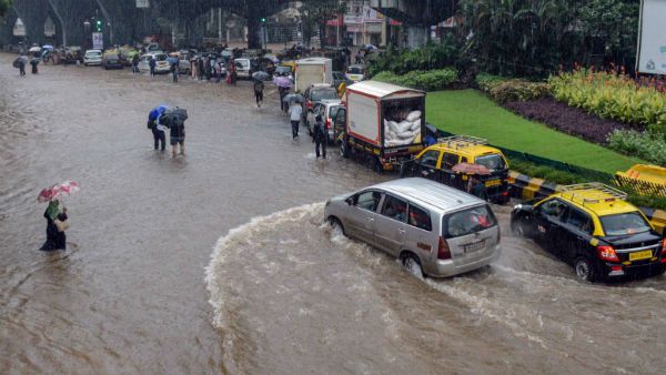 ક્યાંક અતિ તો ક્યાંક ધોધમાર વરસાદનું અલર્ટ ક્યાંક અતિ તો ક્યાંક ધોધમાર વરસાદનું અલર્ટ