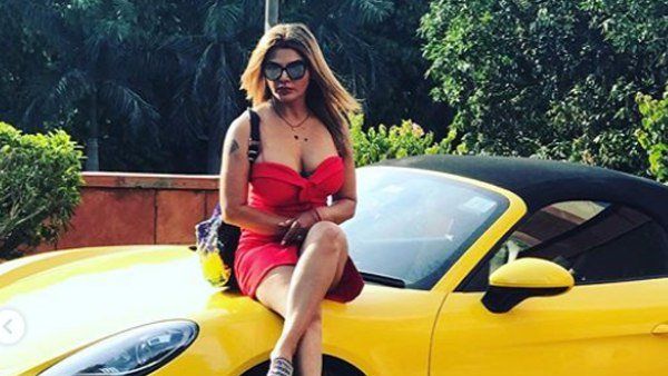 ભારત છોડીને હંમેશા માટે યૂકે જઈ રહી છે રાખી સાવંત, Video શેર કરીને કહી આ વાત