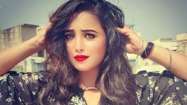 10 લાખ કરતા વધારે 10 લાખ કરતા વધારે