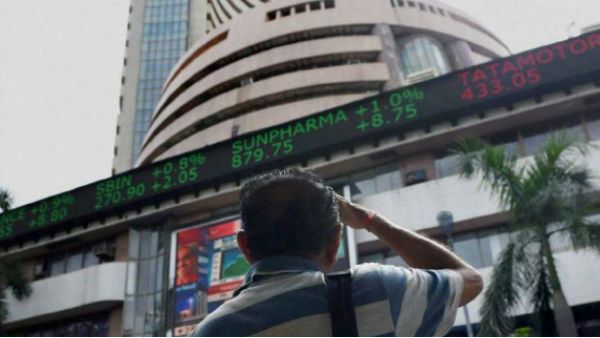 કોર્પોરેટ ટેક્સ ઘટાડ્યા પછી સેન્સેક્સમાં 1300 પોઈન્ટનો ઉછાળો આવ્યો