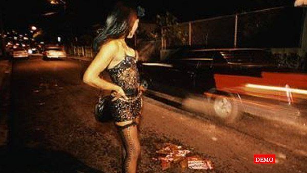 નોકરી અપાવવાની લાલચ નોકરી અપાવવાની લાલચ