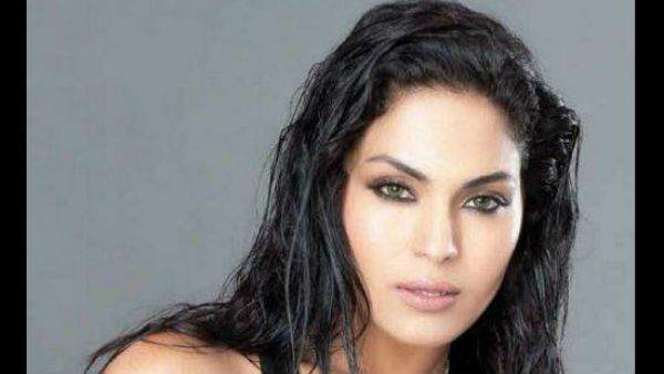 પાકિસ્તાન આતંકને પોષતું દેશ